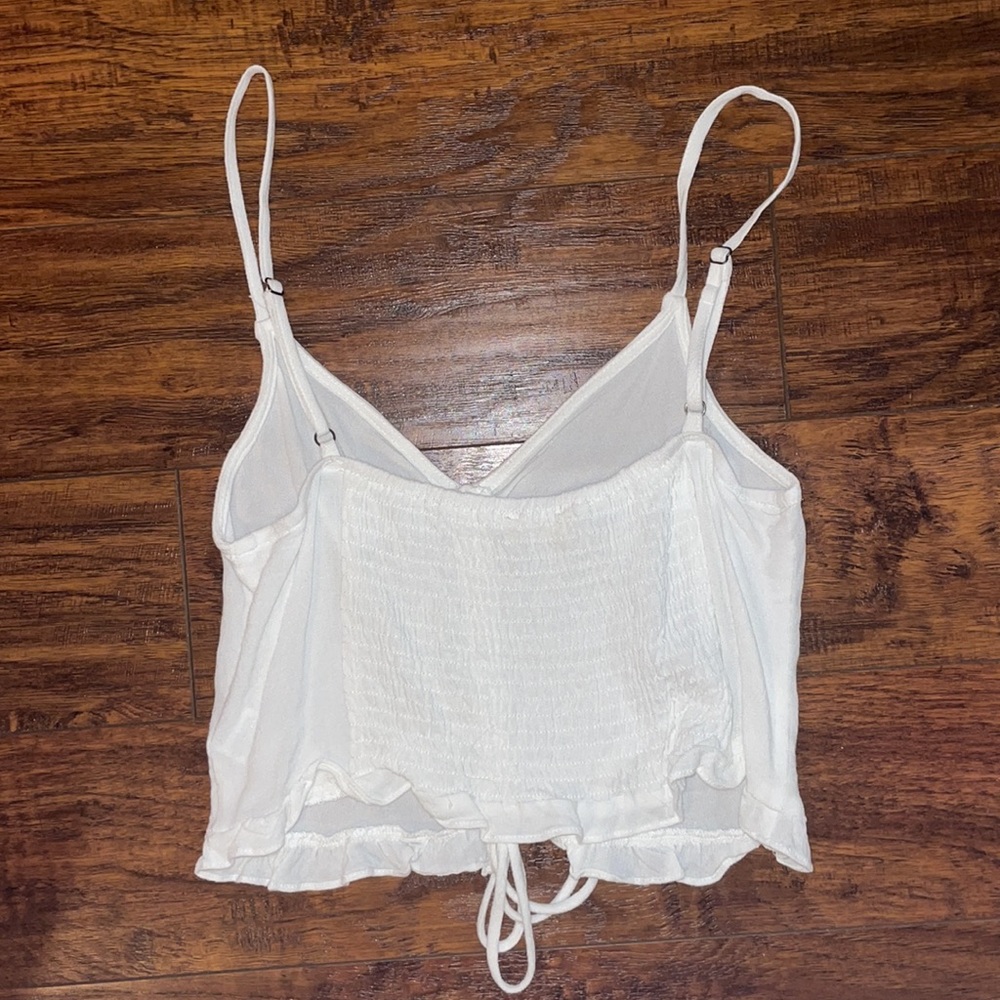 New Without Tags L.A. HEARTS White Frilly Crop Top - Picture 14 of 16